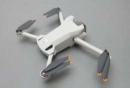 DJI Mini 3 Camera Drone MT3PD (Drone Only) image 5