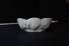 Vtg Belleek Shamrock Scallop Sea Shell Salt Cellar 3rd Mark &#39;26-&#39;46 - $375.23 MXN