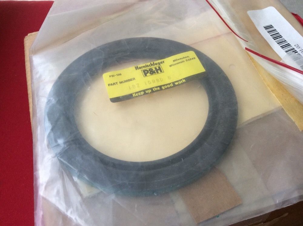 P&amp;H 1821598D8 HARNISCHFEGER OIL SEAL NEW NOS $49 - $48.52