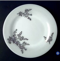 Federal Glass Golden Glory Dinner Plate Milk Glass Gold Leaf 9 1/8” - 4 ... - $369.50 MXN