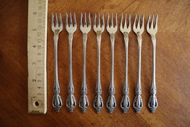 Oneida RAPHAEL Stainless Distinction Deluxe Silverware HH: 8x Cocktail F... - $28.03 CAD