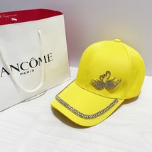 Rhinestone Three-Dimensional Swan Fashion Hat Ladies Light Luxury Wind Cap Seaso - £12.11 GBP