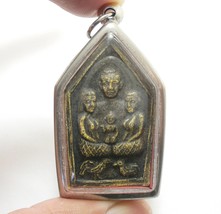 Khun Paen Hold Guman Boy with 2 ladies and 2 Fighting Cock with Magic Yantra mir - £47.55 GBP