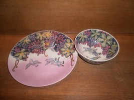 Painted Chinese Plate and Bowl with Birds , Grapes , Floral , - $554.64 MXN