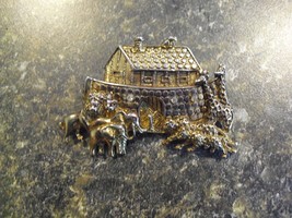 Vintage Fancy Gold Tone Metal Noah&#39;s Ark with Animals Pin or Brooch 2 1/2&quot; Wide - £15.03 GBP