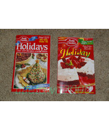 Lot of 2 Betty Crocker Cookbooks Holiday Paperback - £7.85 GBP
