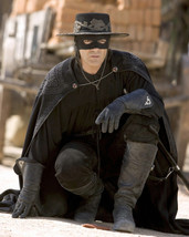 Antonio Banderas In The Mask Of Zorro 16x20 Canvas Giclee - £55.29 GBP