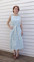 50s Wrap Dress Blue White Print S XS Casual Cotton Vintage 1950s - £35.14 GBP