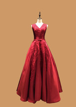 Rosyfancy Deep Red Lace Applique Sleeved V-neck Sheer Back Evening Ball ... - £154.08 GBP