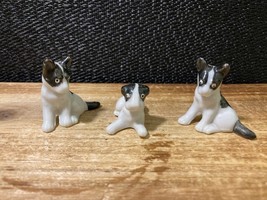 Vintage Lot of 3 Japanese Minature Porcelain Terrier Pups Black White Fi... - $184.53 MXN