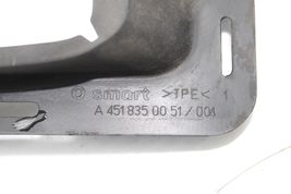 2013 SMART FORTWO FRONT AIR INLET DUCT SEAL P/N U0351 image 9