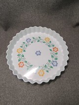 Floral Bake N&#39; Serve  Quiche Pan Porcelain Vintage Hawaiian Looking Flowers - £14.02 GBP