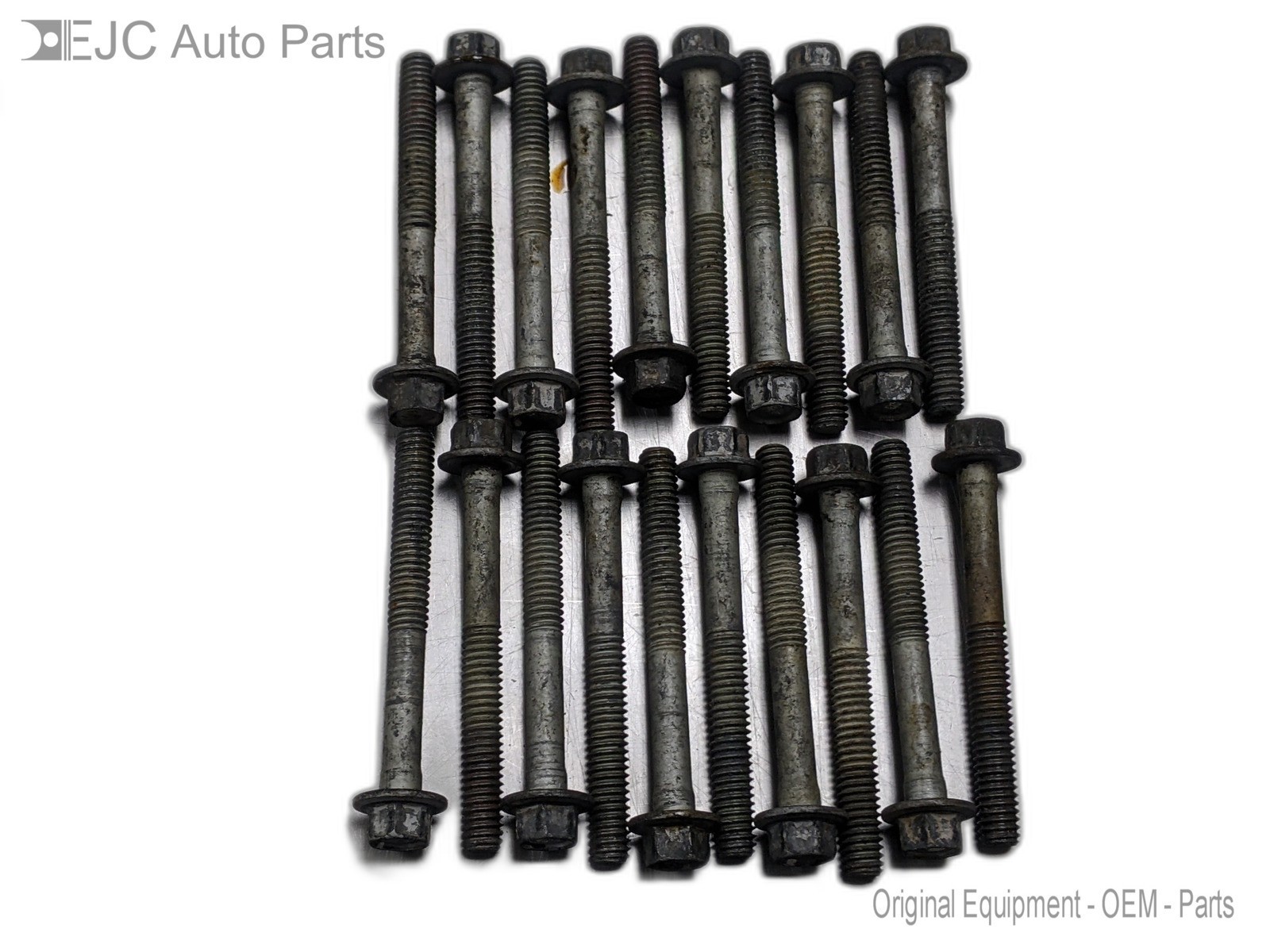 Cylinder Head Bolt Kit For 07-08 GMC Sierra 1500  5.3  Gas - $34.60