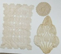 3 Crochet Lace Doilies Rectangle Round Scalloped Edge Doily Vintage - £5.49 GBP