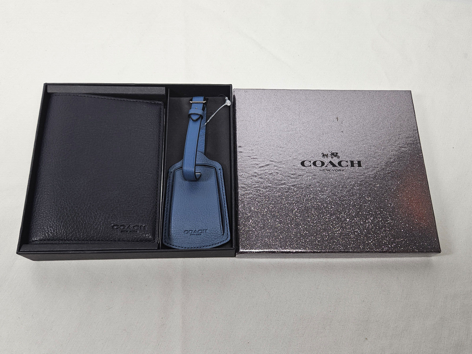 Primary image for Boxed Coach Leather Passport Case & Luggage Tag In Midnight Navy Blue F64120 NWT