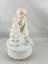 Snow Christmas Tree Music Spins Ceramic We Wish You a Merry Christmas - £8.29 GBP