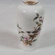 Vintage Chinese Asian Chinoiserie Vase 4.5 Inch Tall Birds Signed Tajimi - £12.98 GBP