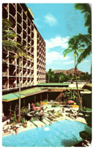 Waikiki&#39;s Biltmore Pool &amp; Terrace Hotel  Postcard - £7.08 GBP