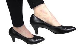 Vtg Enna Jetticks Black Leather Women&#39;s Shoes Pumps 10.5 A/AAA Med Heel ... - $899.67 MXN