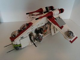 Custom Clone Wars Republic Gunship with figures stickers and instruction... - $75.83
