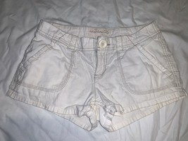 WOMENS AEROPOSTALE WHITE CORDUROY VERY SHORT SHORTS 1/2 BUTTON - $18.57