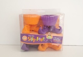 4 Halloween WACKY WITCH SHOES Wilton Silly Feet Cupcake Mold Silicone Baking Set - £15.90 GBP