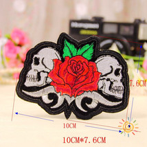 PROFESSIONALLY EMBROIDERED BEAUTIFUL TWIN SKULLS WITH RED ROSE PATCH - £2.67 GBP