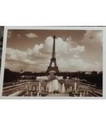Paris Cartes Postales: La Tour Eiffel, New Postcard - $8.16 CAD