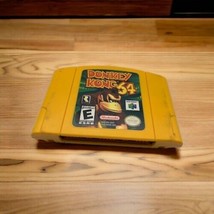 Authentic Donkey Kong 64 (Nintendo 64 ) Yellow Game Pins have been cleaned - £20.96 GBP