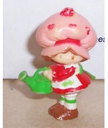 1980 Kenner Miniature PVC figure Strawberry Shortcake with watering can SSC - $20.86 CAD