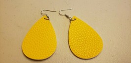 Faux Leather Dangle Earrings (new) CORN YELLOW #141 - £4.07 GBP