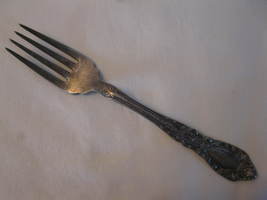 Gorham 1977 Queen&#39;s Grace Pattern Silver Plated 6.5&quot; Salad Fork #1 - £9.62 GBP