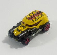 Hot Wheels 2014 Attack Pack Shell Shock Sports Car Attack Vehicle Yellow... - $40.82 MXN