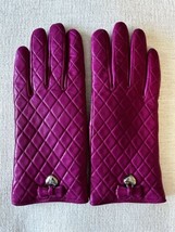 Coach Women&#39;s Pink Quilted Leather Gloves Bow Heart Charm MSRP $148 - £39.56 GBP