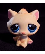 LPS #122 Cream Tabby Cat Blue Eyes Littlest Pet Shop Year 2004 Magnet - $200.17 MXN