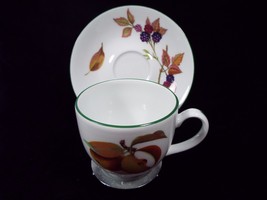 Royal Worcester Evesham Vale Cup and Saucer Set with Green Trim - £15.61 GBP