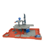 2005 Matchbox J4761 Pop Up Adventure Set Auto Center Garage Toy - $14.87 CAD