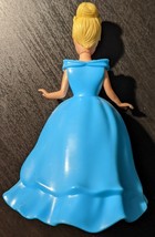 Disney Cinderella w/ Plastic Magiclip Dress 4&quot; Tall Polly Pocket Doll - £0.95 GBP