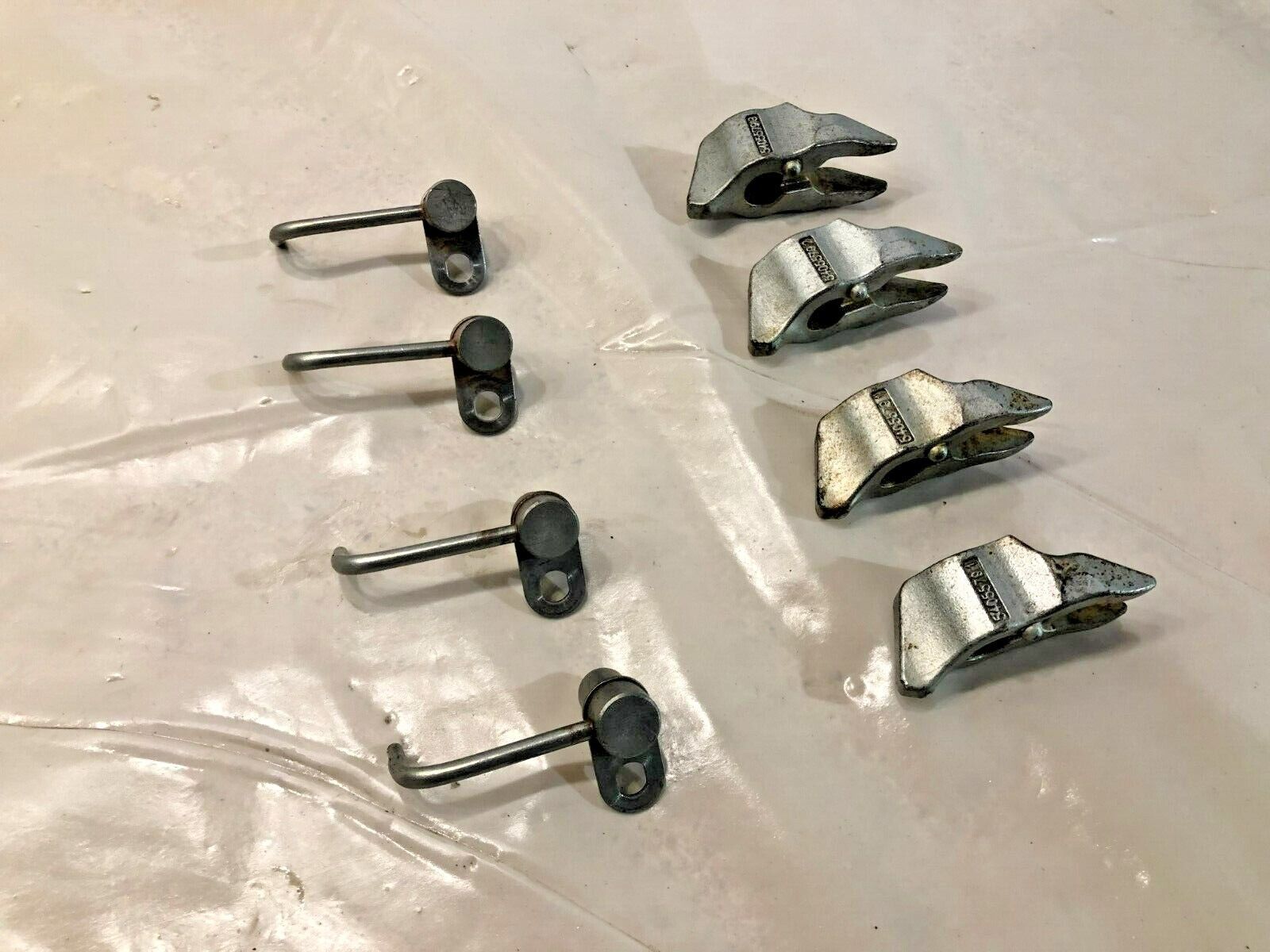 Set of 4 Cummins ISF 2.8 Diesel Engine Piston Oil Nozzle w/ 4 Hold Down ... - $41.73