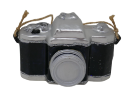 Anthropologie 2012 Silver &amp; Black Handblown Glass SLR Camera Christmas O... - $344.06 MXN