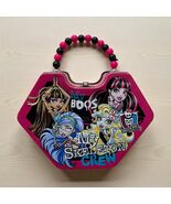 Monster High Kids Tin Purse "My Boos, My Skeleton Crew" retired 2013 Tin... - $196.24 MXN