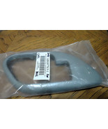 Fits 1995-2002 GMC Chevy Sierra Silverado   Door Handle Bezel Trim  Left... - $277.05 MXN
