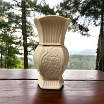 Vintage Belleek Visitors Centre Ireland Ivory &amp; Gold Porcelain Mini Vase 4&quot; Tall - £9.34 GBP