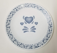 Corelle 10&quot; Dinner Plate Blue Hearts Sponge Corning Ware Discontinued Country - £4.79 GBP