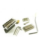 WILKINSON® Contemporary Two Post Fulcrum Tremolo System - Chrome - $1,880.17 MXN