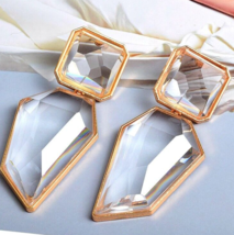 Gorgeous Women&#39;s Clear Glass Impression Geometric Acrylic Earrings ! - £11.93 GBP