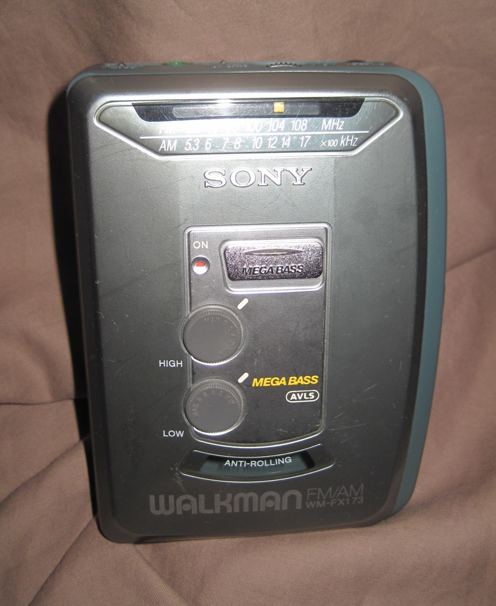 Sony Walkman WM-FX251 AM/FM Portable Cassette Player with Case