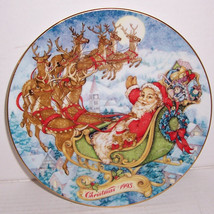 Avon Christmas 1993 Collectible Special Christmas Delivery Porcelain Plate - £18.03 GBP