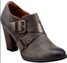 Clarks Rustic Booties Size 9 Heath Woodlark Brown Leather Buckle Stacked... - £18.49 GBP