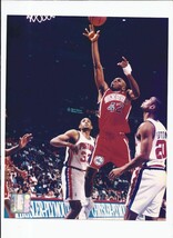 Jerry Stackhouse 8x10 Unsigned Photo 76ers Pistons bucks heat Hawks Nets... - $9.98